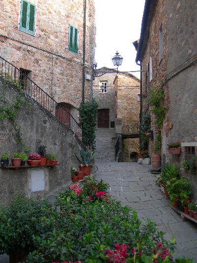 Borgo Castelnuovo Val di Cecina